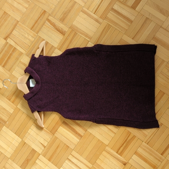 Wilfred Sweaters - Wilfred 100% Wool Knit Sweater vest size medium